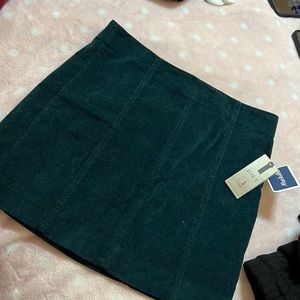 Green corduroy skirt size 9/29w